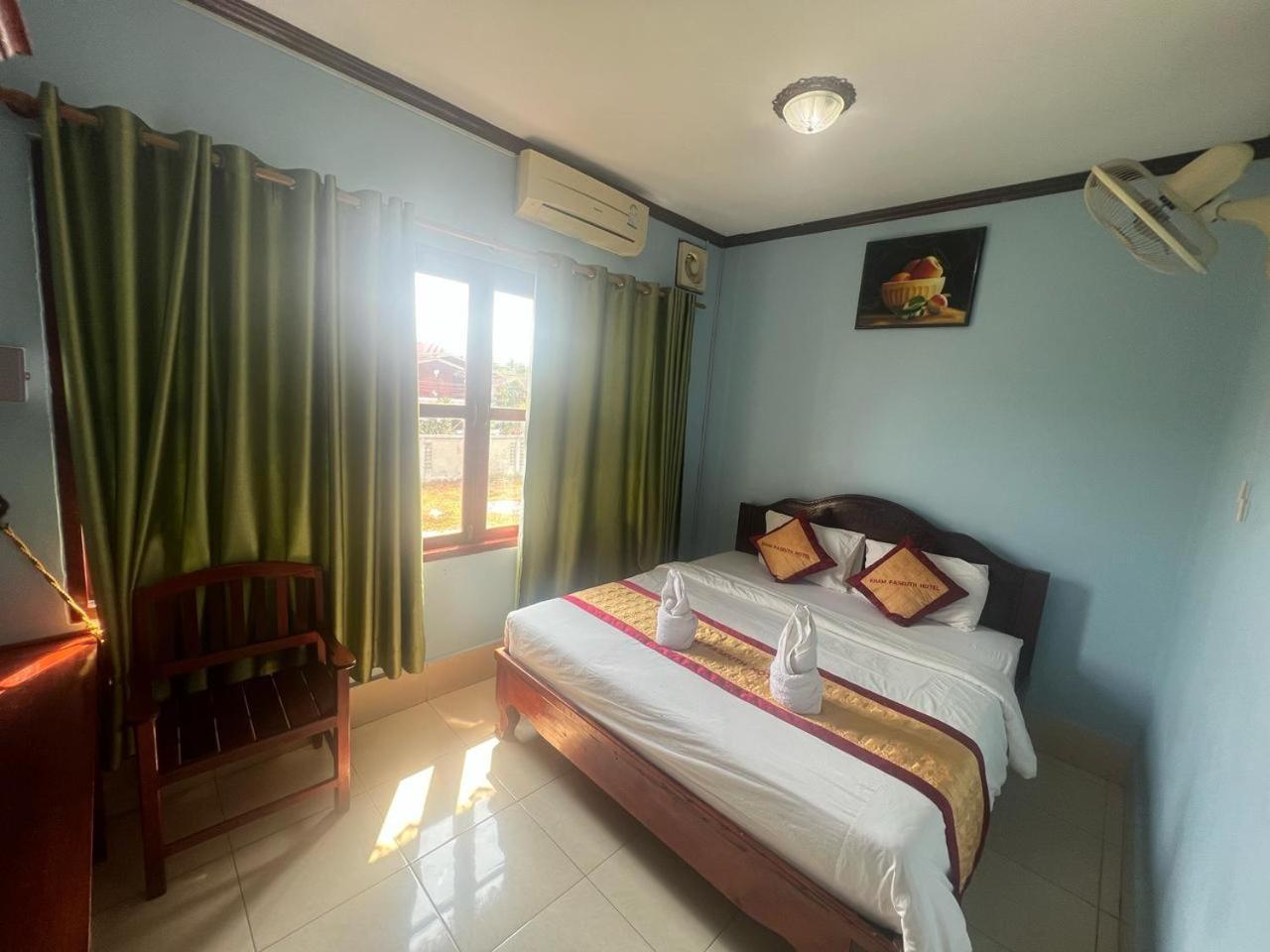 Khampaseuth Hotel Vang Vieng Exterior foto