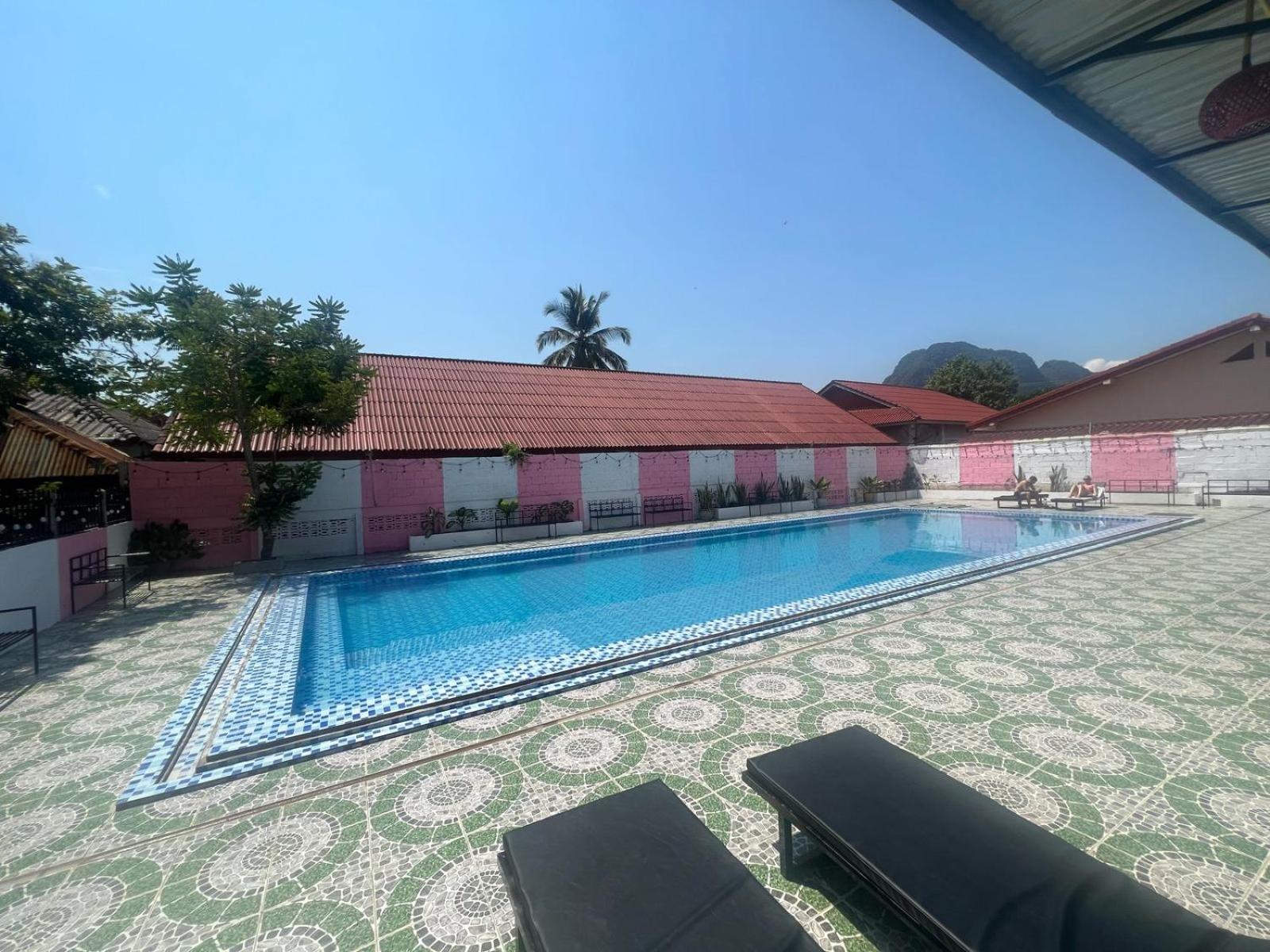 Khampaseuth Hotel Vang Vieng Exterior foto