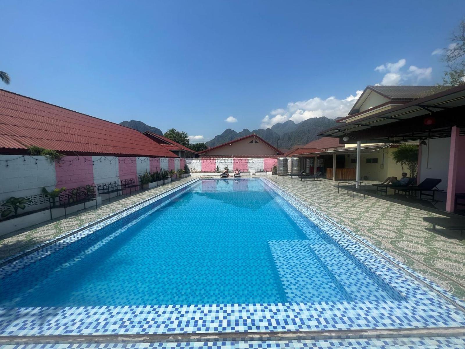 Khampaseuth Hotel Vang Vieng Exterior foto