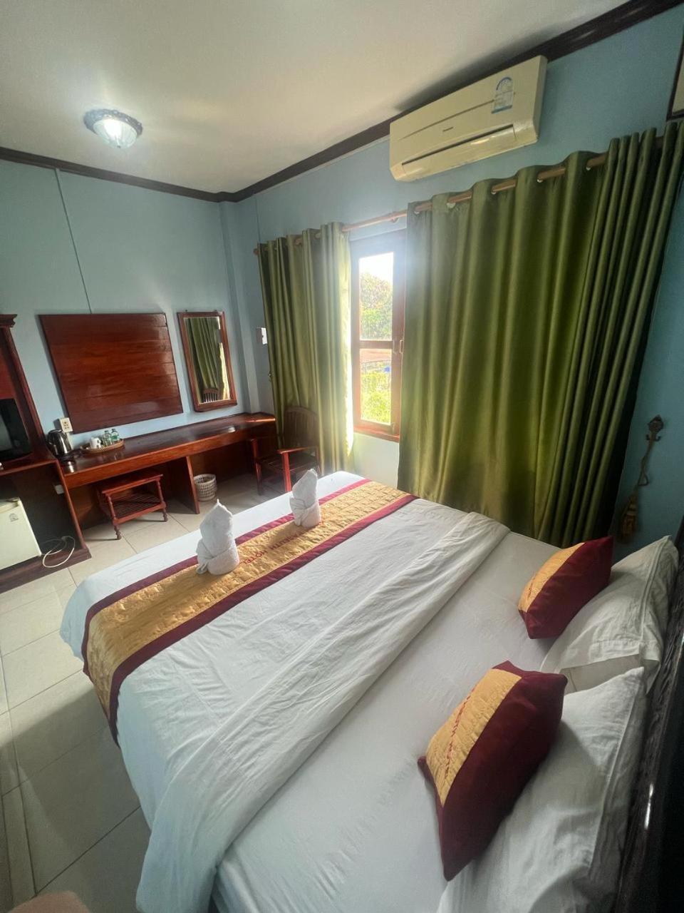 Khampaseuth Hotel Vang Vieng Exterior foto